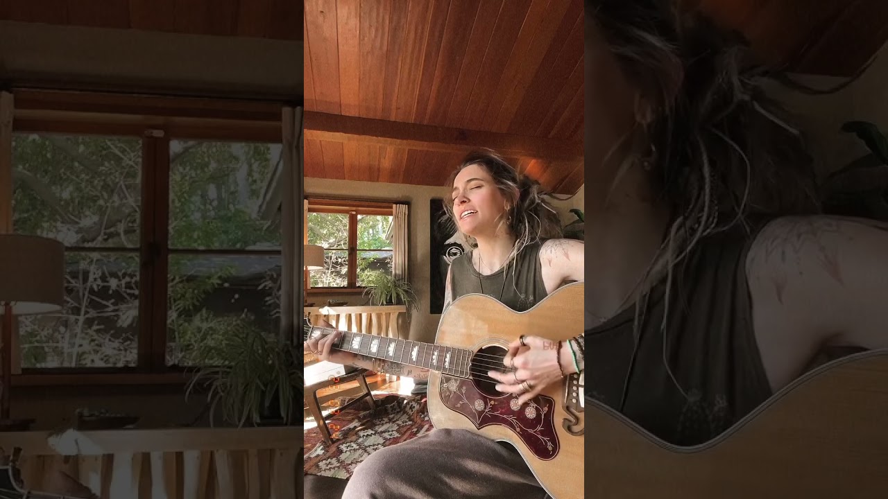 paris jackson - the colour blue (03/24/23 Instagram Reel)