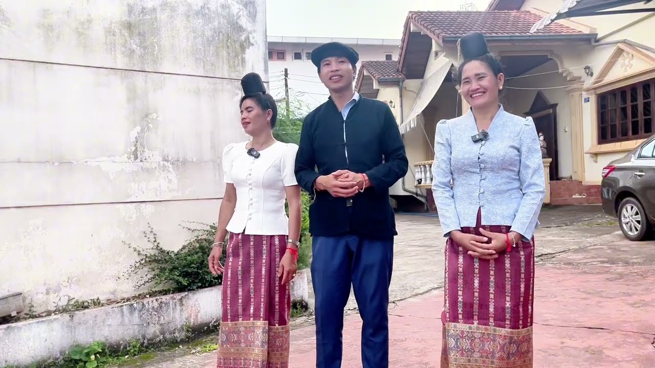 Lò Thích, Lò Điêu Xuýt Bị Lò Khiêm Đừa Bán Sang Trung Quốc