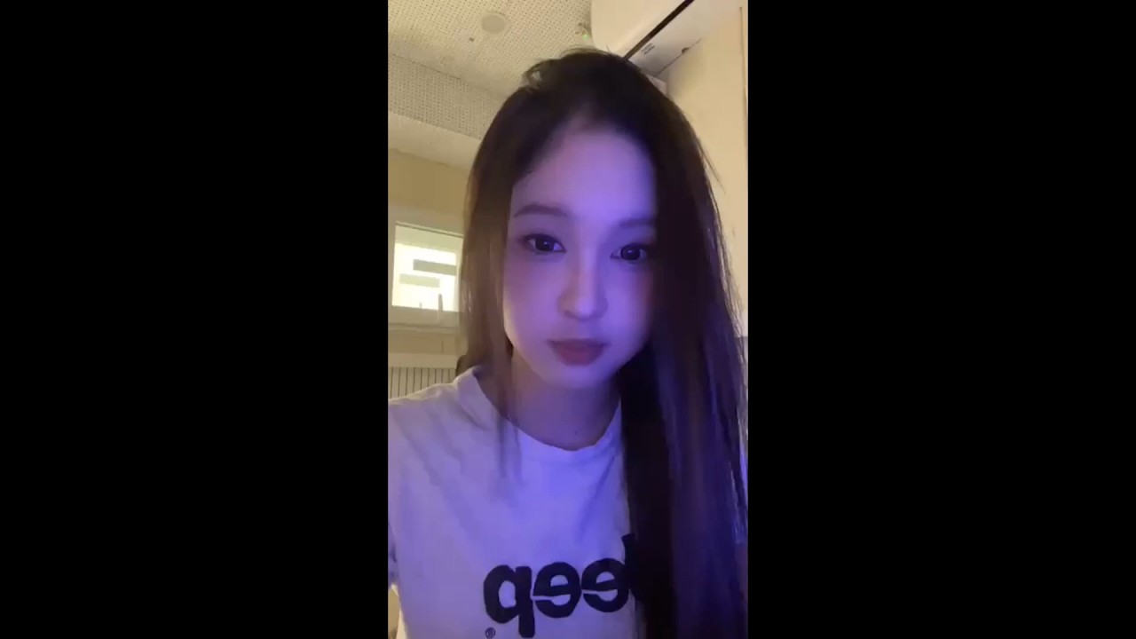 권도희(KWON DOHEE) Instagram Live (2.06/2026)