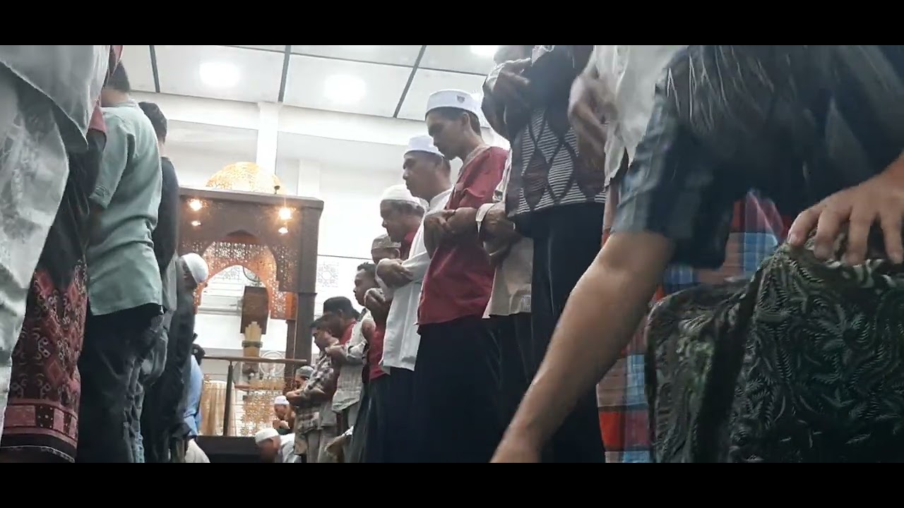 Isya Mesjid Raya Darussalam