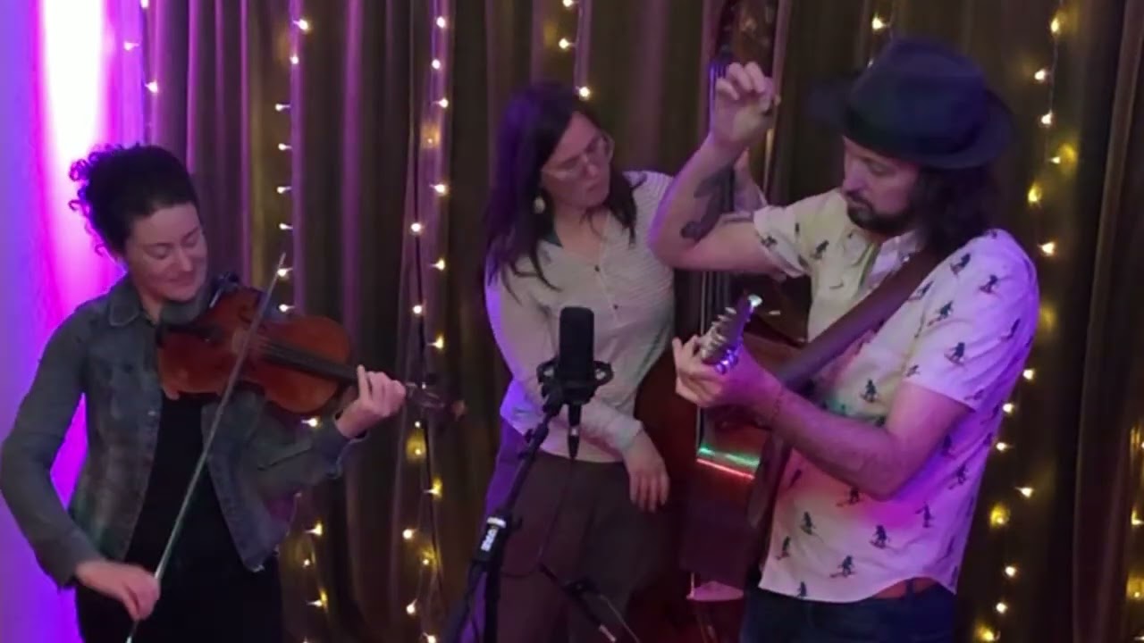 (Mancos Kind Of) Saturday Night - Stillhouse Junkies