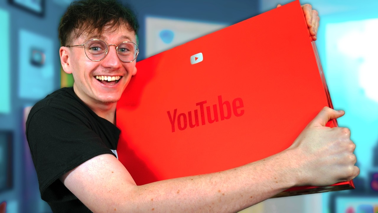 Youtube Sent Me A Gift! (IT'S AMAZING)