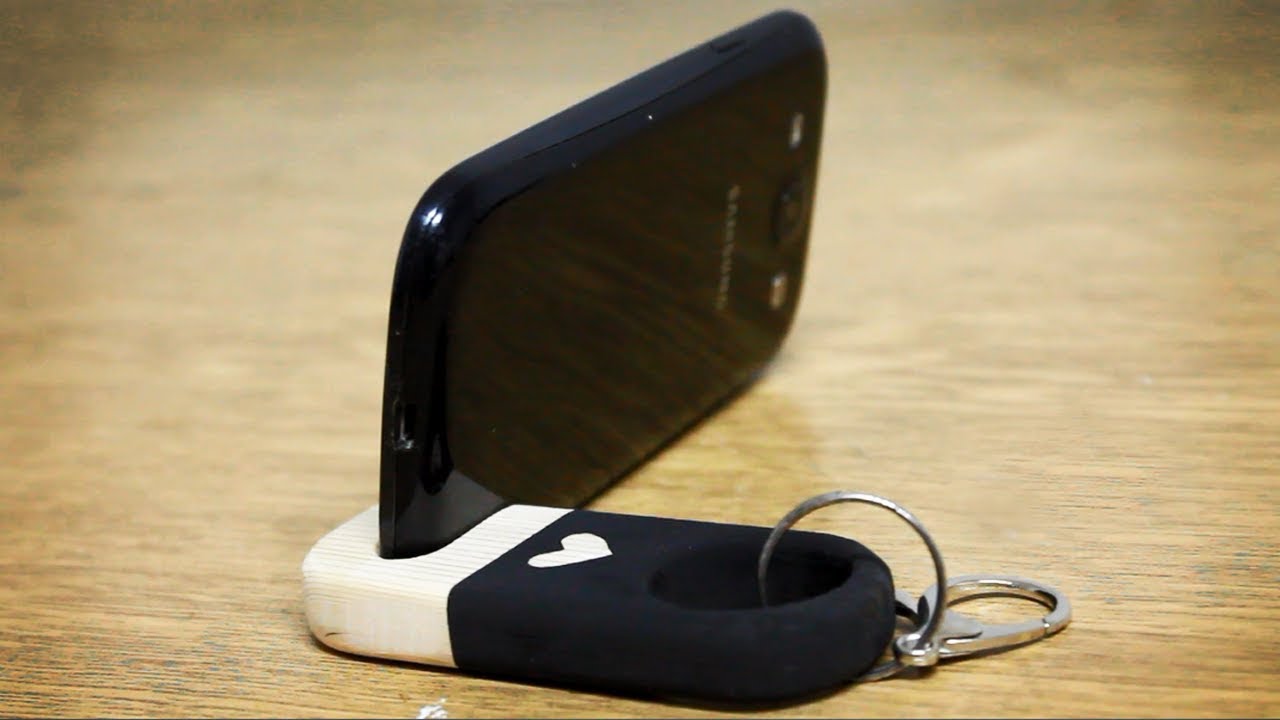 DIY Smartphone Stand - Handmade Phone Holder