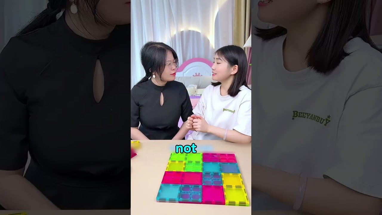 🤔🧩🧲 Как именно играть с этими магнитными строительными блоками? #комедия #шутки