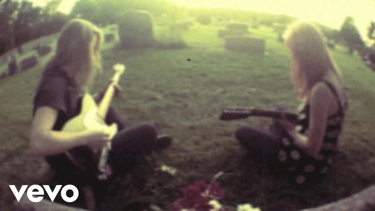 Bleached - Guy Like You (Official Video)