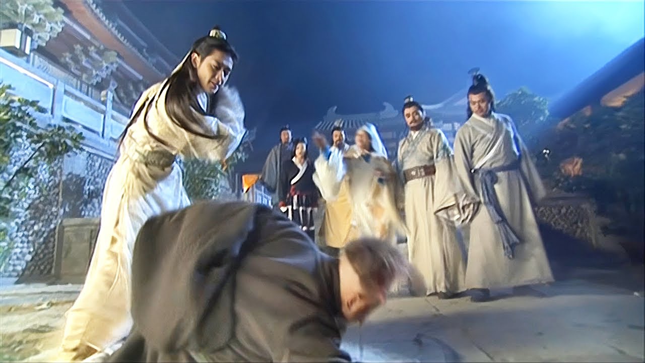 怪男人非要收他做徒弟，没想到一招反击把大师打倒，吓得磕头认错！⚡🔥【ENG SUB】 #chinesetelevisiondramas