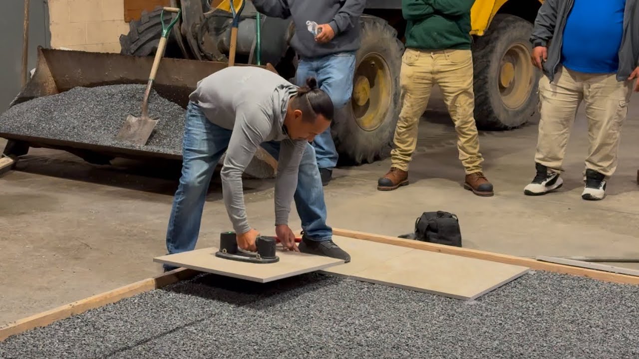 PORCELAIN PAVER 101 INSTALLATION CLASS #belgard #outdoorliving #outdoorlighting