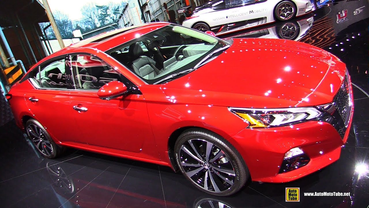 2020 Nissan Altima Platinum - Exterior and Interior Walkaround - 2019 NY Auto Show
