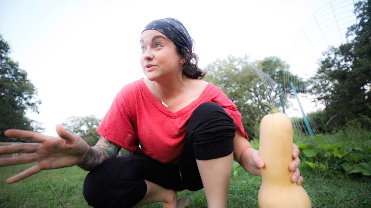 Wow, this garden is a WRECK (and something tasty in the kitchen) | VLOG