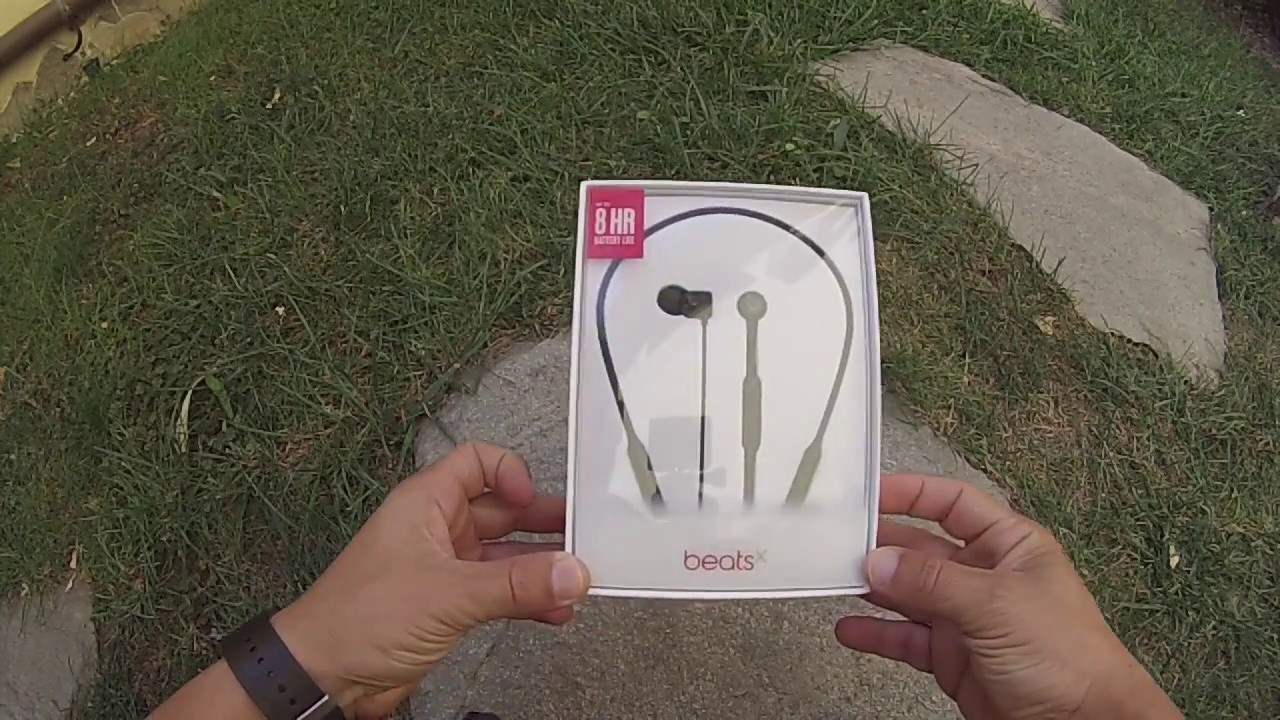 Unboxing Cuffie BeatsX