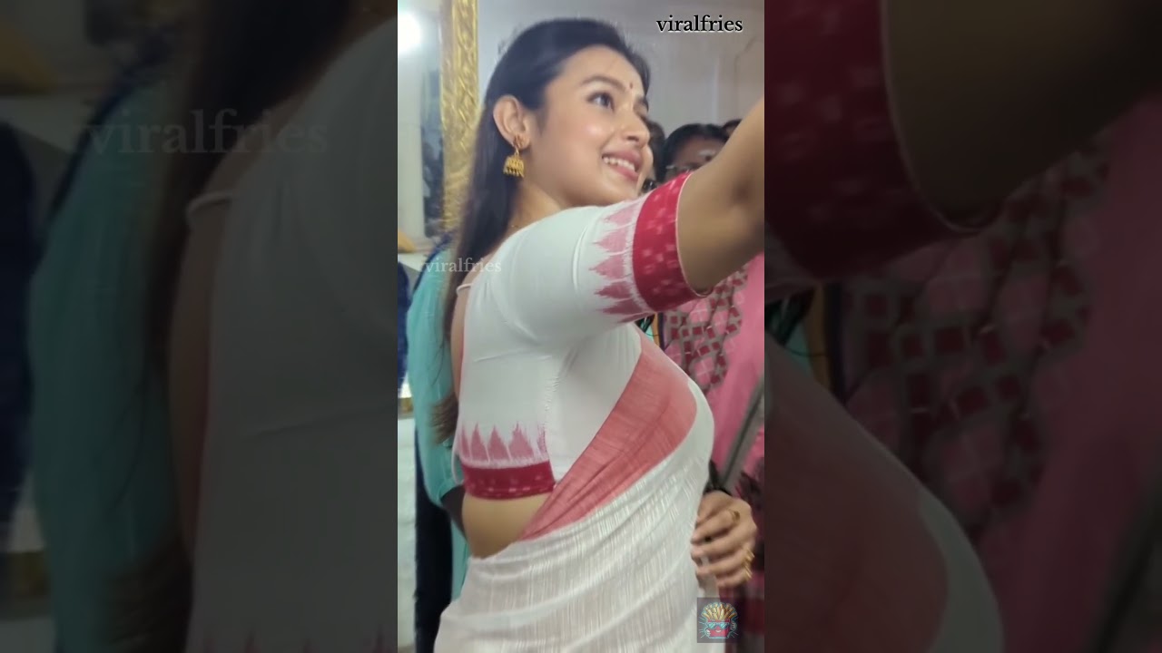 Beautiful South Indian Girl in Saree ✨ | Indian Culture ki Shaan 🇮🇳