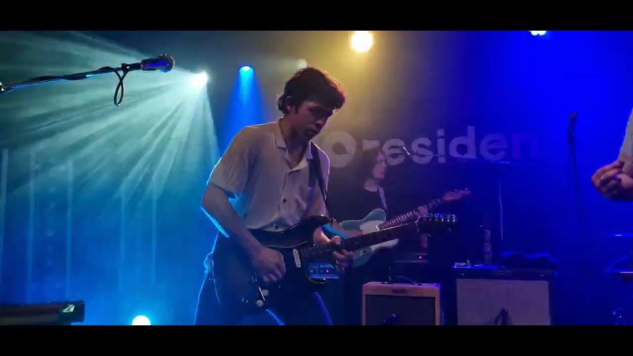 The Lathums - Artificial Screens @ Chalk Brighton UK 2023
