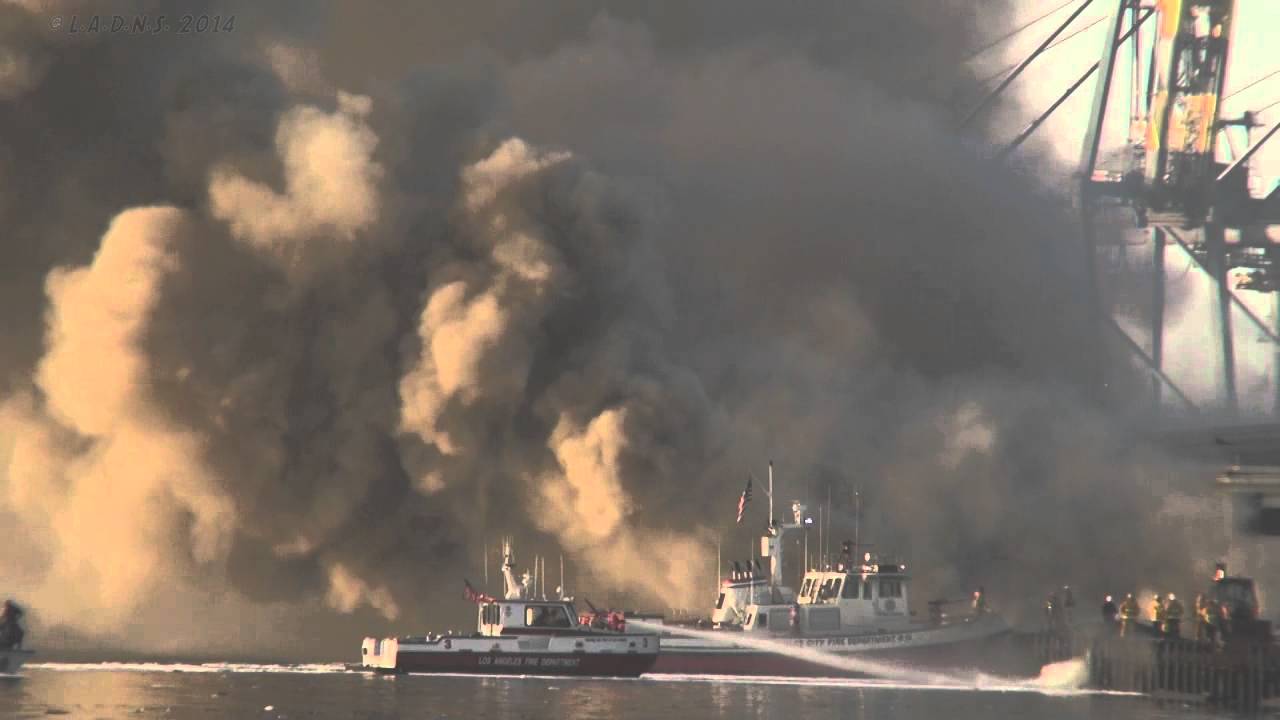 LAFD / Wharf Fire / San Pedro Fire Boats in Action! / Part 3 of 3 / Morning-Daytime