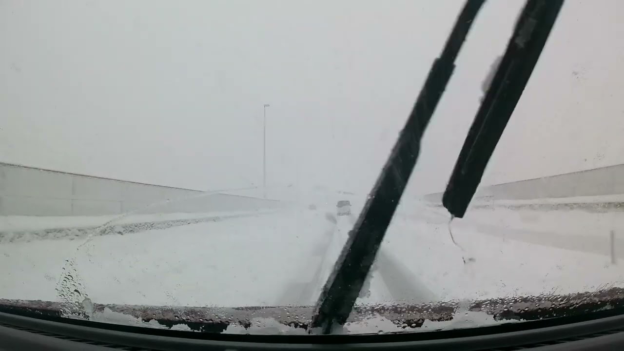 2026・2・8寒波の八鹿インター付近