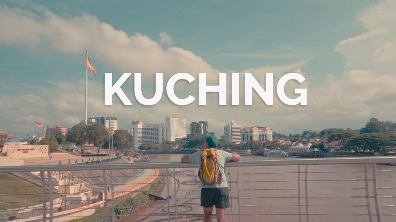 First time in Malaysia Exploring On Foot Through KUCHING's street, SARAWAK