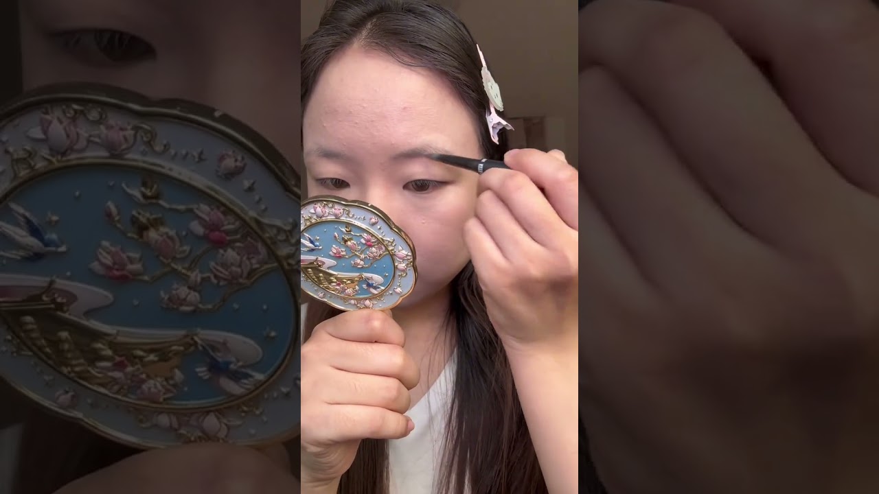 Here comes a 9-minute super detailed makeup tutorial for a cool and mature woman suita