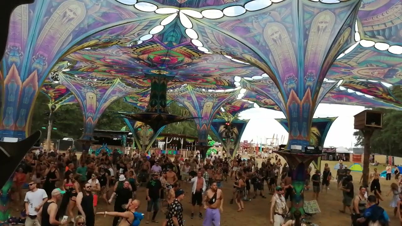 VOOV EXPERIENCE Festival 2025 – CAPOWNE's flight takes off (3/3)