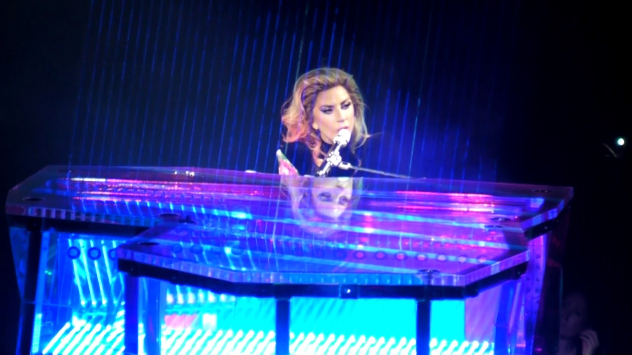 Lady Gaga - THE EDGE OF GLORY @ The Forum, Joanne Tour 08-08-17