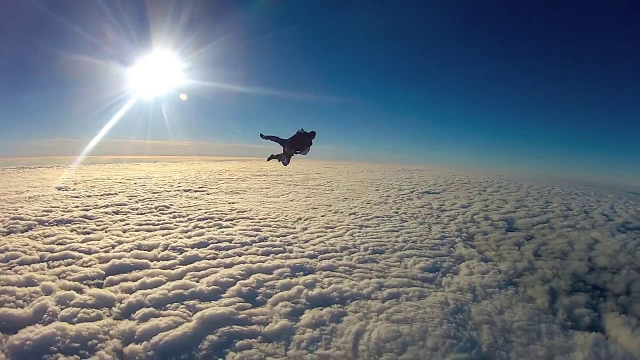 Magic Skydive in Tandem 4000m Movie by Heliasz