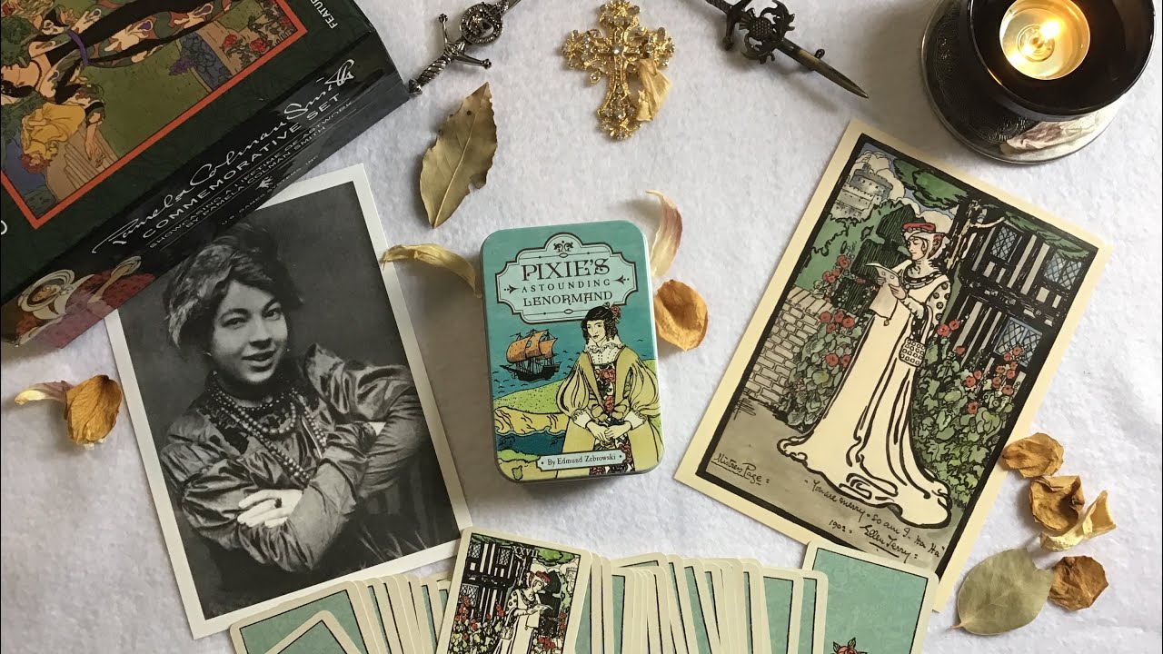 PIXIE´S Astounding LENORMAND. Primeiras impressōes em ( Português )