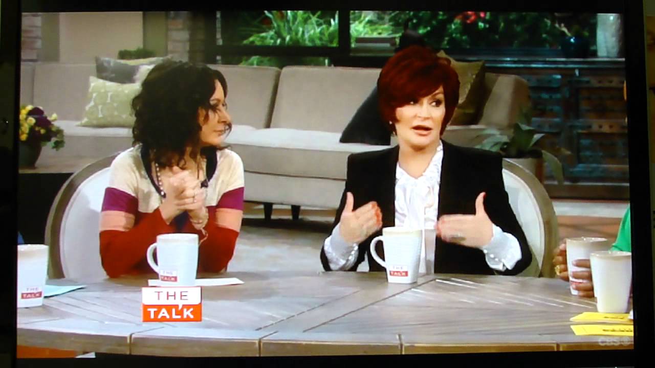 Kelly Clarkson praise for Super Bowl National Anthem on The Talk 2-6-2012.MP4