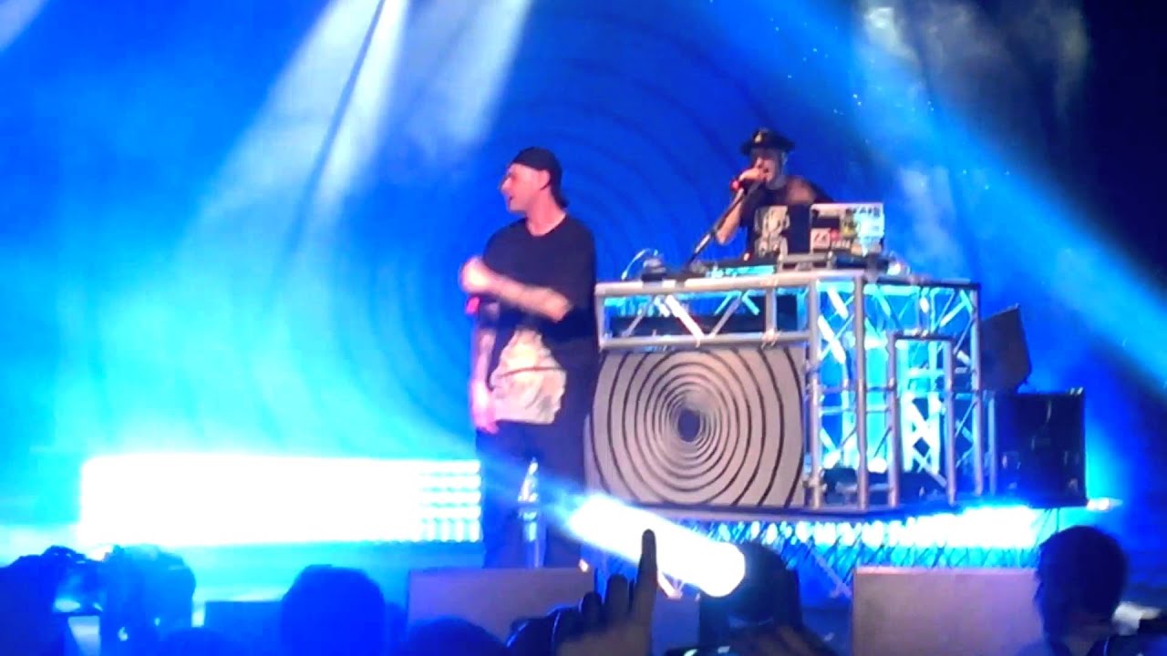 Fabri Fibra / Clementino - Chimica Brother (Live @ Alcatraz 12/11/2013) Rapstar