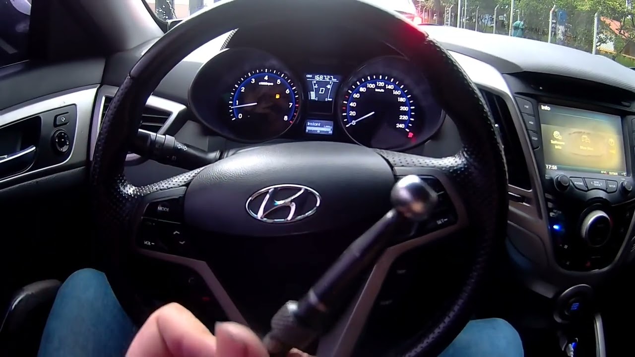 CONSERTANDO (ou não?) a folga no câmbio do Renault CLIO