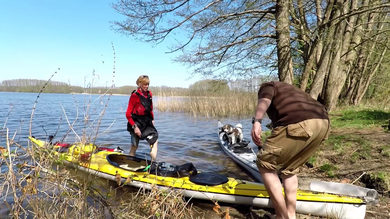 Unterwegs mit Hund und Kajak in Mecklenburg