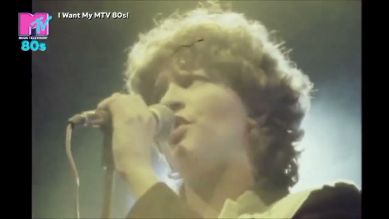 🎵 Martha And The Muffins &ndash; Echo Beach