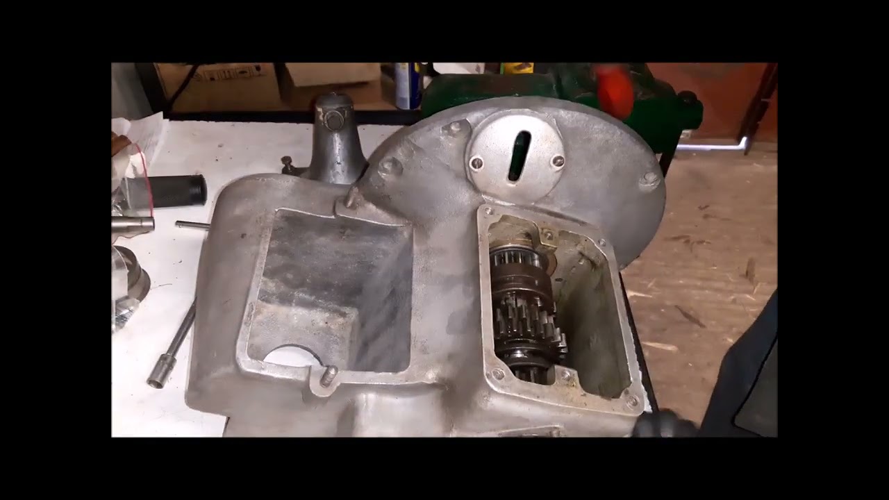 BMW R35 (1938) - Часть 43. Открытие коробки передач