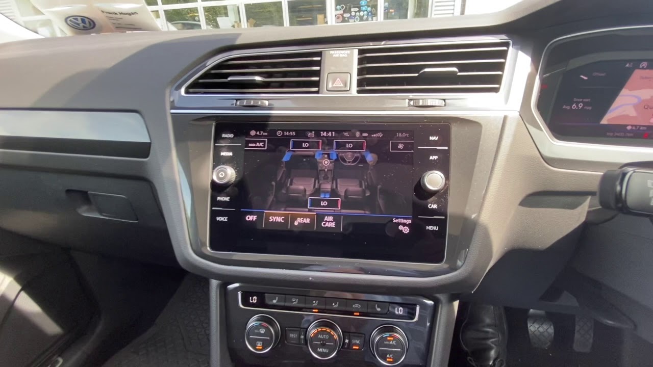 Tiguan Navigation & Climate Control
