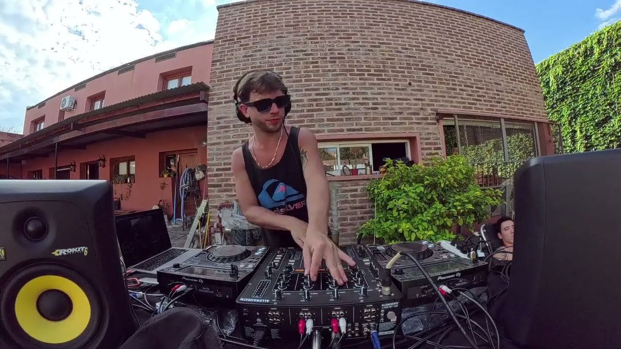 Live Raw Sessions By LTGL Records | Soho Arrecifes