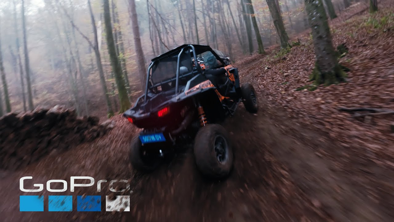 Buggy chased by FPV Drone through the Woods!