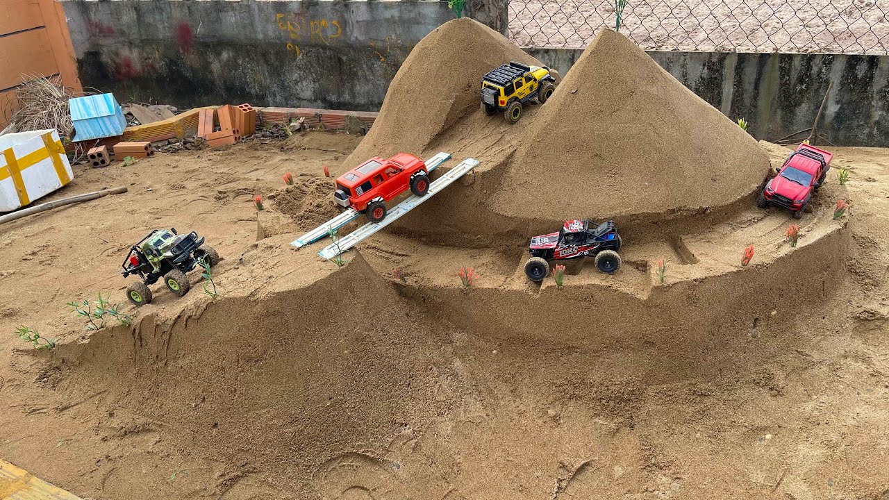 RC Cars Conquer Extreme Sand Mountain Obstacles!