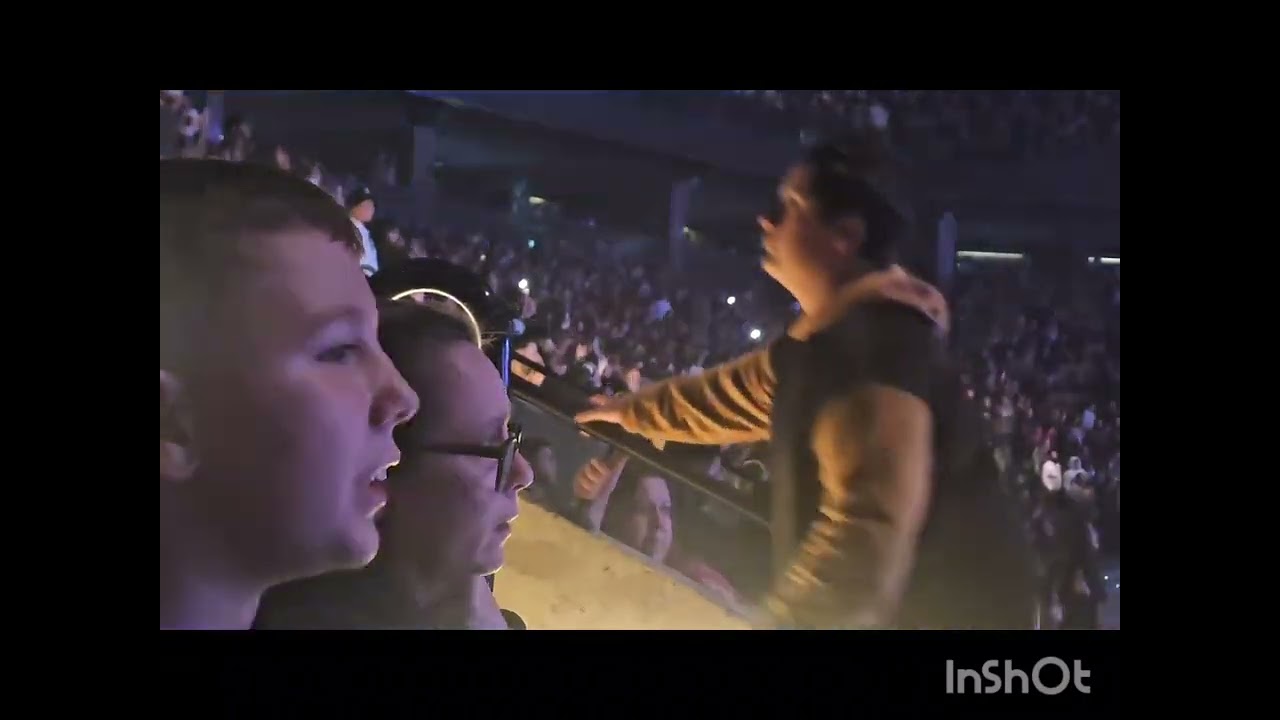 Milo J.  Movistar Arena. Junio 2025.   Temas varios.
