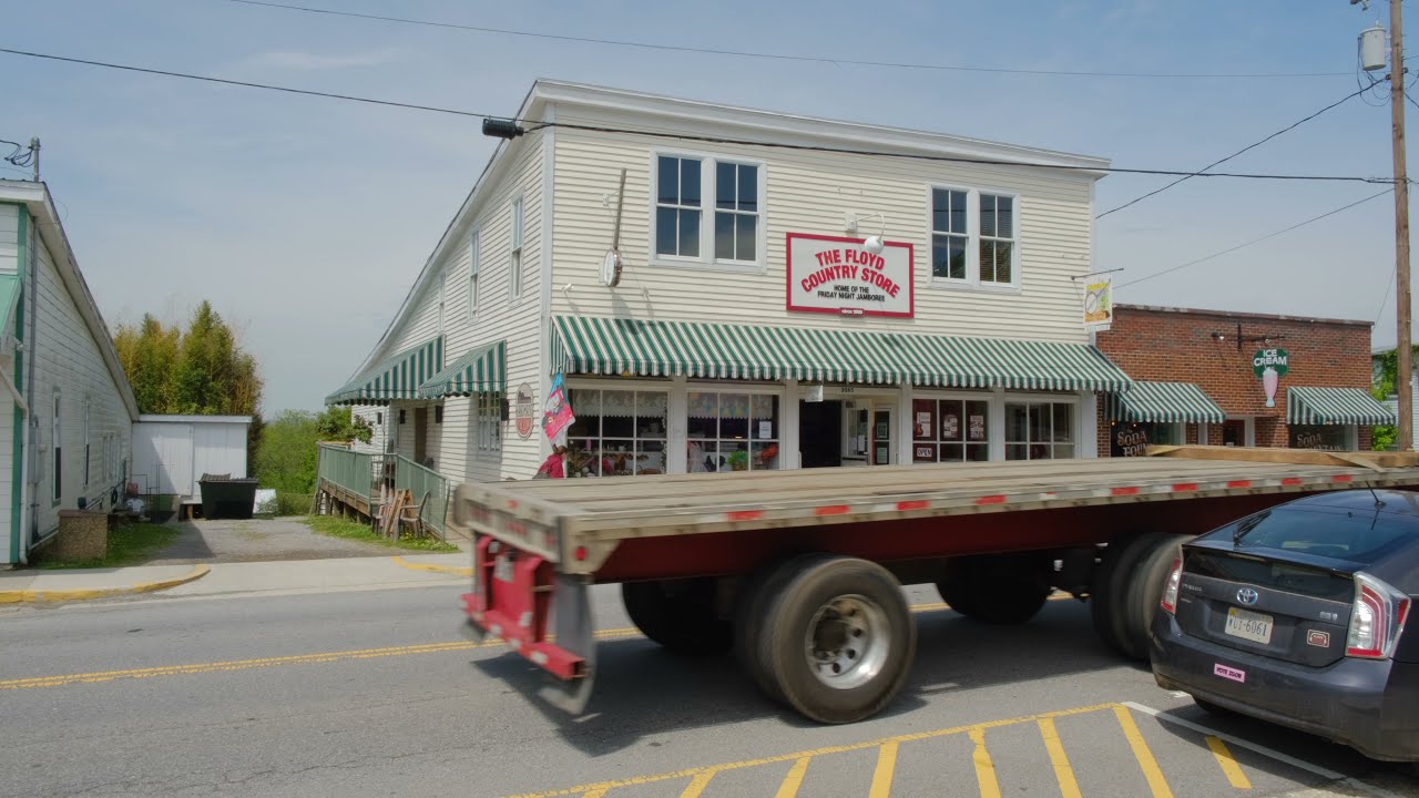 Dylan Locke on the Floyd Country Store