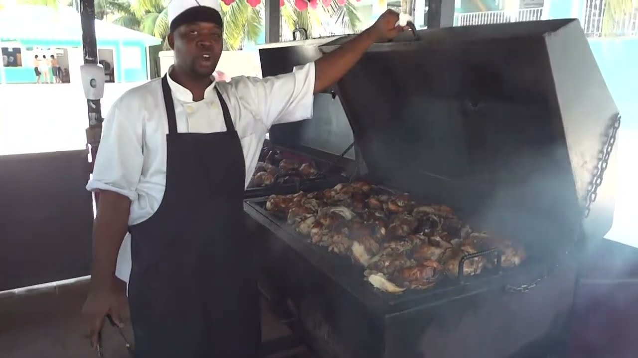 Jamaica | Beach Hotel in Ocho Rio | Hotel RIU outside