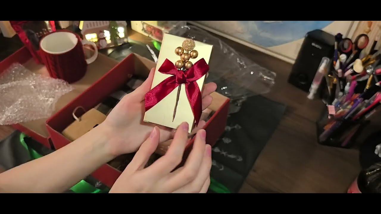 ~ASMR~ Unpacking gift I received at work [TALKING] ✨🎁