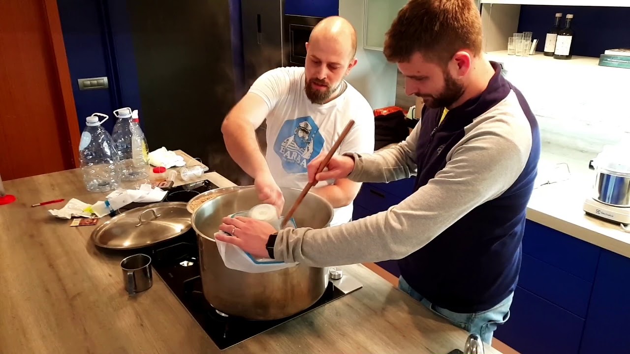 Kuhanje domaceg piva s Barbom