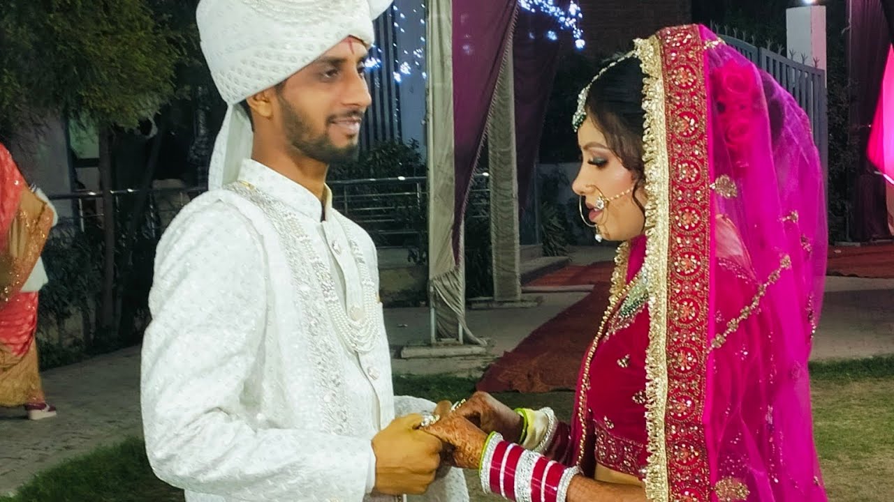 Bhaiya or bhabhiji 🌸🧿