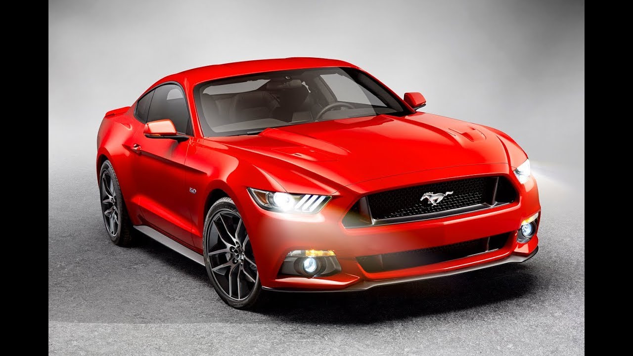 Project Cars 2: Drifting a Mustang into the Night.