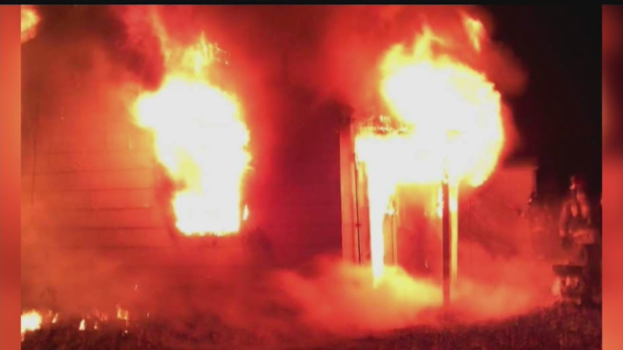 Fire destroys Newton Falls home, sends 4 to hospital