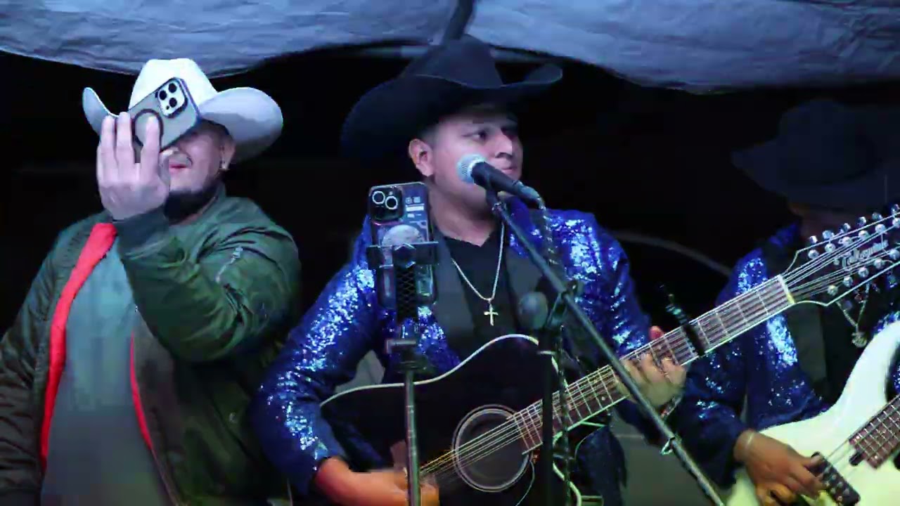 Estilo Diferente - El Corrido de los Pérez 