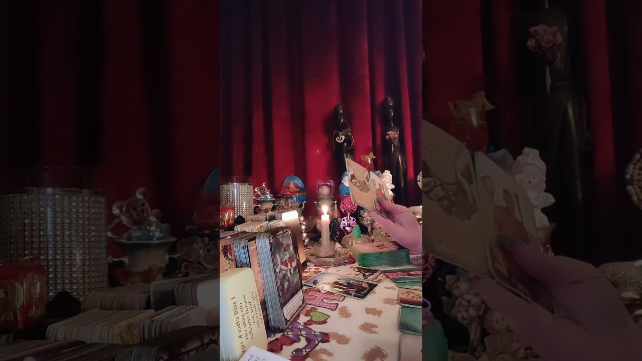 برج الثور حبيب تجمعك به مشاعر حب قويه مشغول بك🫠يحاول يداري مشاعره لكن اطمن الشوق هيفضحه🤣بيحبك جدا♥️