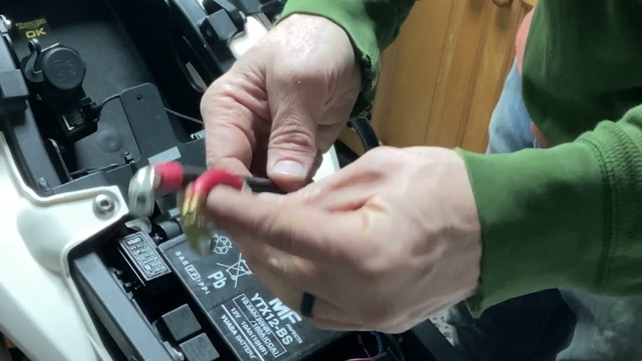 Triumph Tiger 1050 Battery and Starter Cable Upgrade