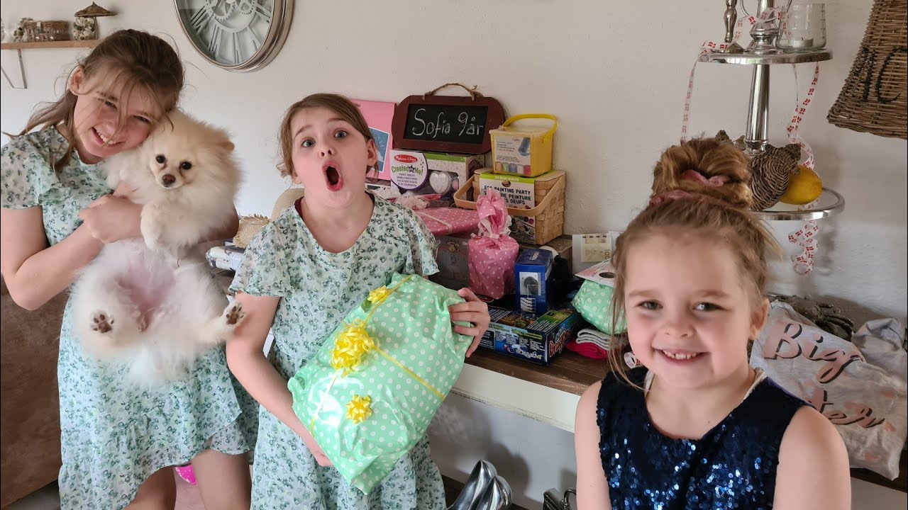 DEL 4. SOFIA 9 ÅR🇩🇰FAMILIEN KOMMER🤩SIMONE HAR BAGT KAGE🎂