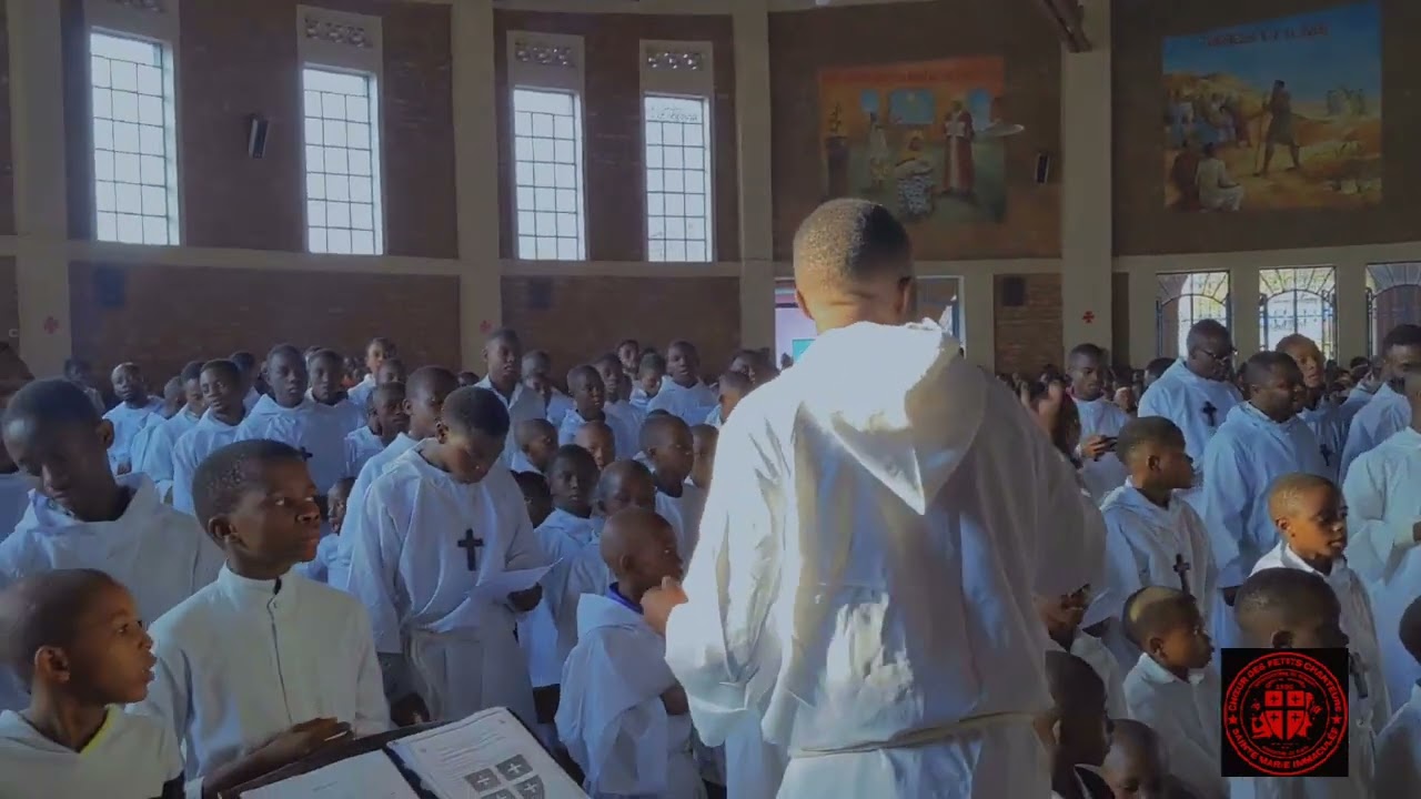 Onjeni muone (1père Messe à la paroisse de cahi @ petit chanteur chœur sainte Marie Immaculée)