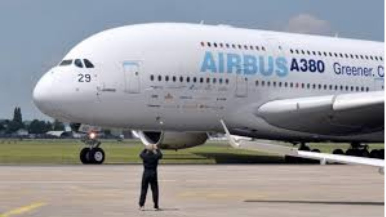 VOAR em um AIRBUS 380-800 de  PANAMÁ  à  CIDADE  do  MÉXICO , p _ 5