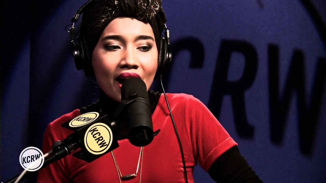 Yuna performing 
