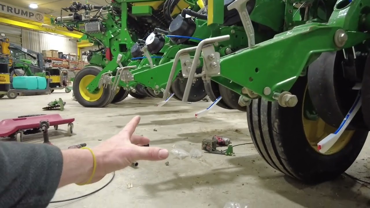 John Deere 1775  Exactemerge Exactapply Gets Upgraded